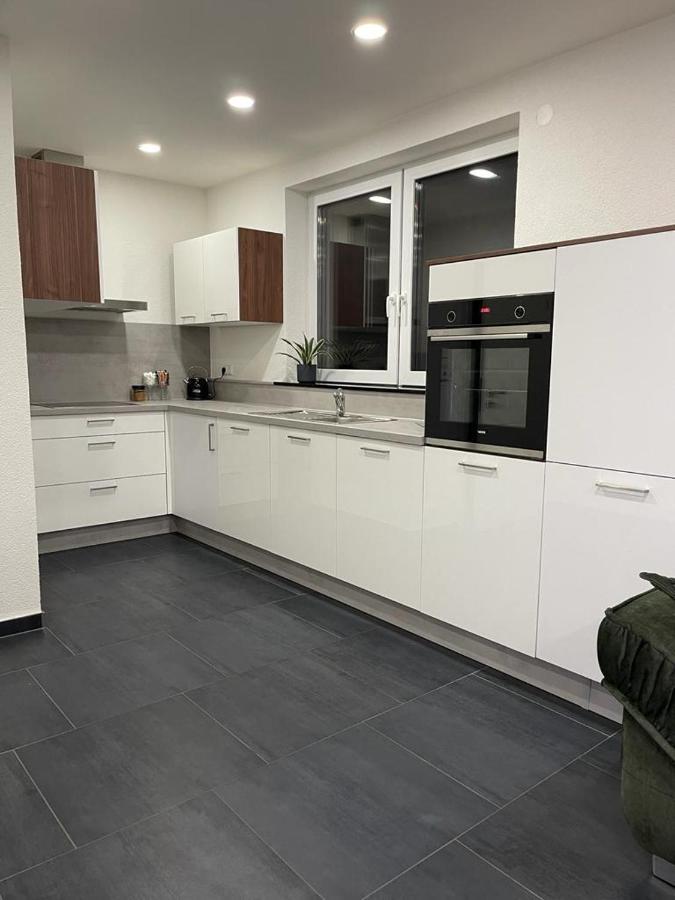 2 Zimmer Wohnung Zur Taegliche Miete Hechingen Exterior foto